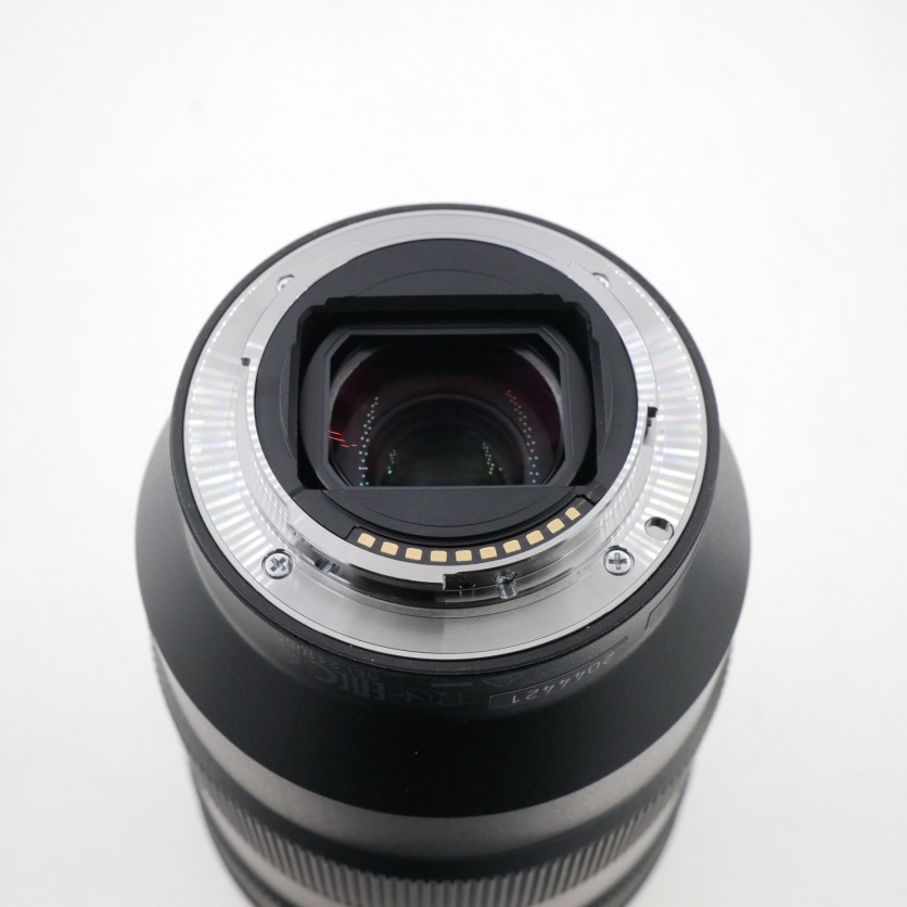 S-H-UEK5XV_3.jpg - Sony FE 24-105mm F4 G OSS Lens