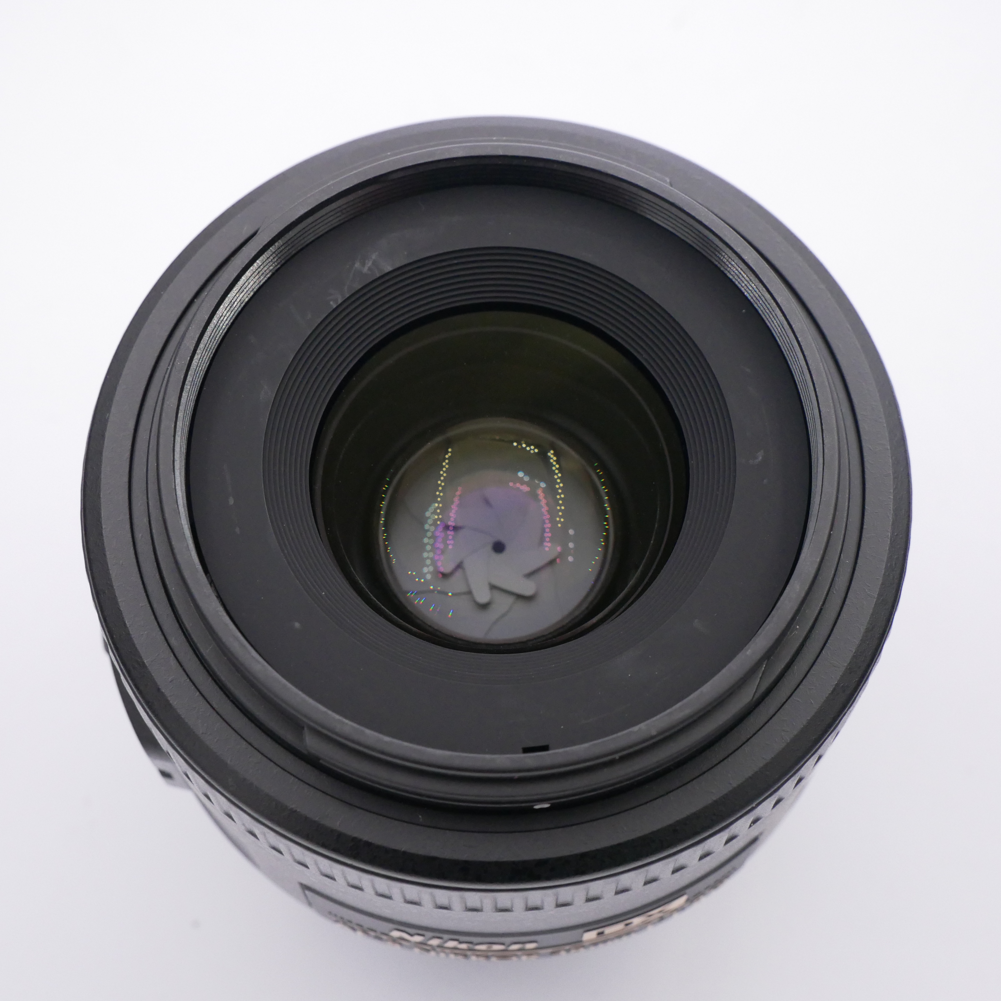 S-H-UM3L3T_2.jpg - Nikon AF-S 35mm F1.8 G DX Lens  - Image 2