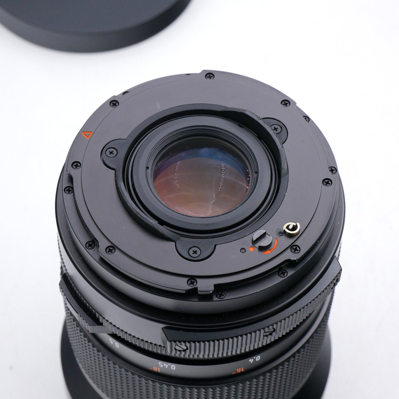 S-H-UNC5FE_3.jpg - Hasselblad MF 50mm F/2.8 Distagon-F T* Lens