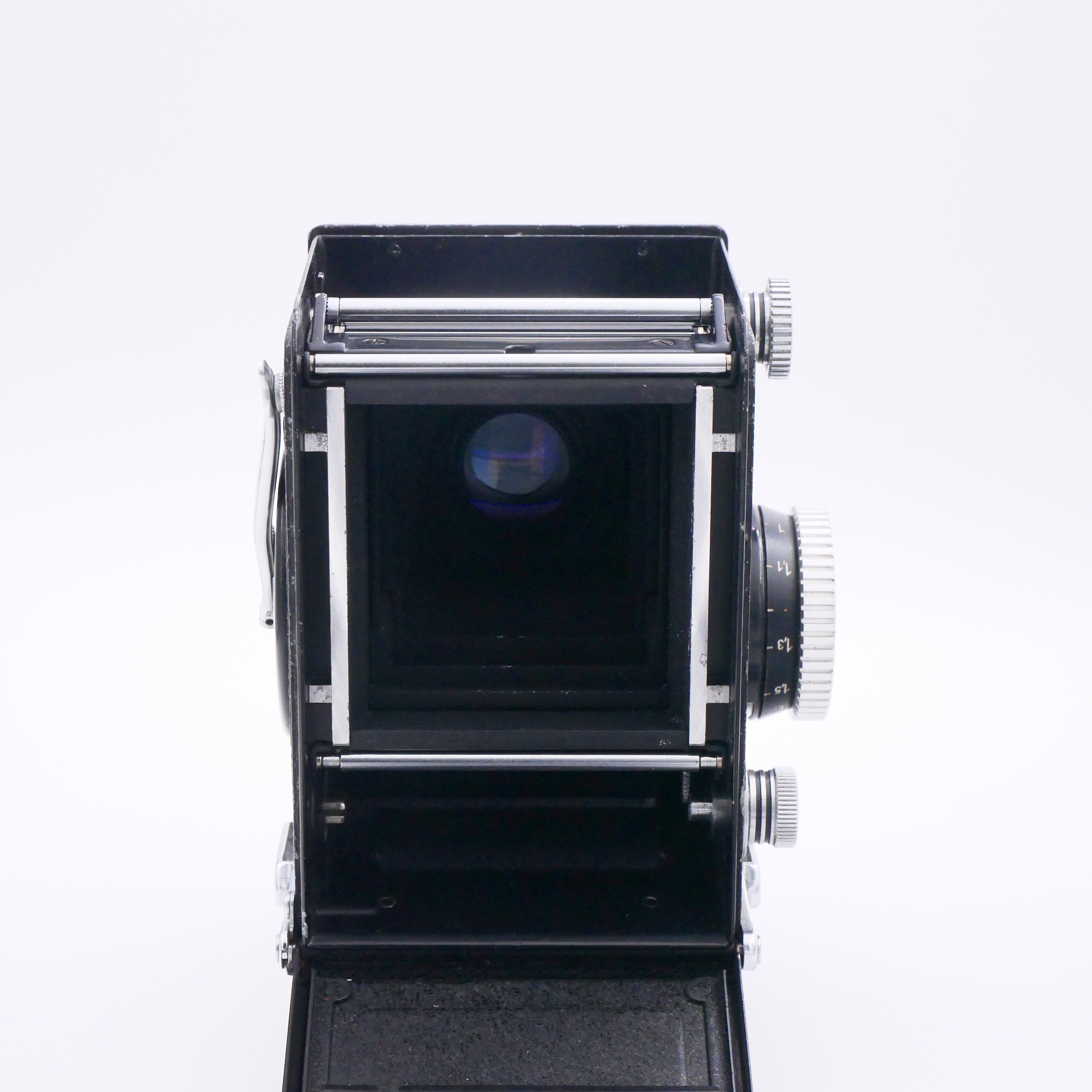 S-H-UNHKN9_2.jpg - Rolleiflex 3.5E TLR Camera w/ Schneider Xenotar 75mm F3.5 - Image 7