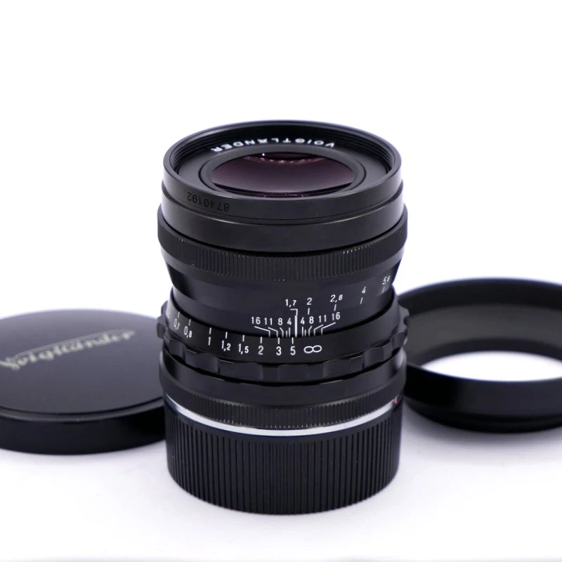 Voigtlander MF 35mm F/1.7 Ultron Lens in Leica M Mount - Best Available Image
