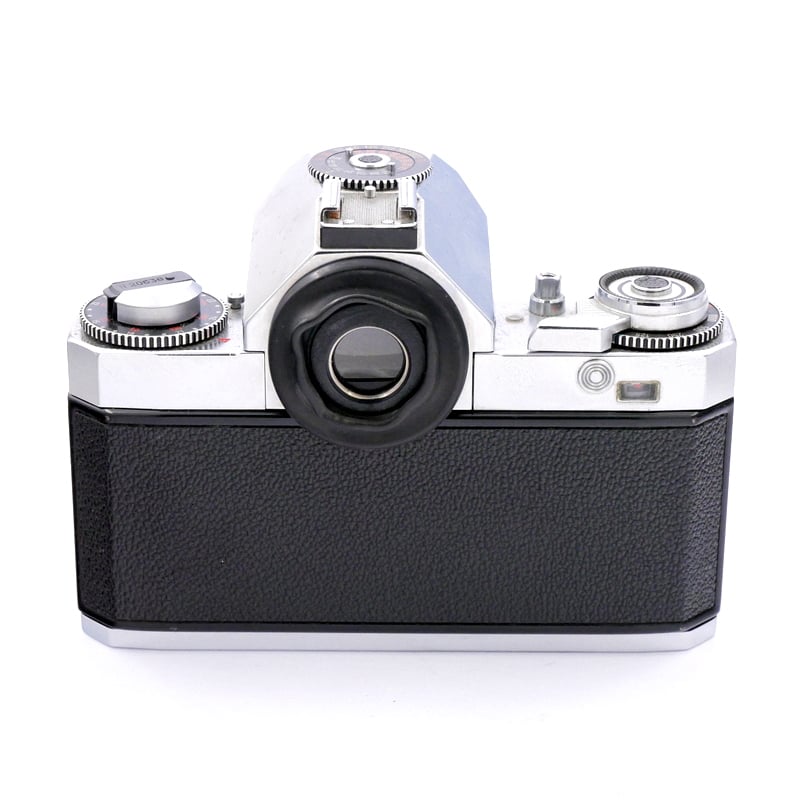 S-H-V9H8RA_2.jpg - Zeiss Icarex 35 CS + Zeiss MF 50mm F/2.8 Tessar - Image 1