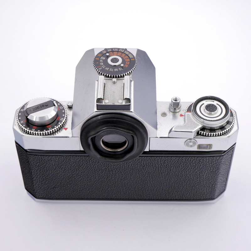 S-H-V9H8RA_3.jpg - Zeiss Icarex 35 CS + Zeiss MF 50mm F/2.8 Tessar - Image 4