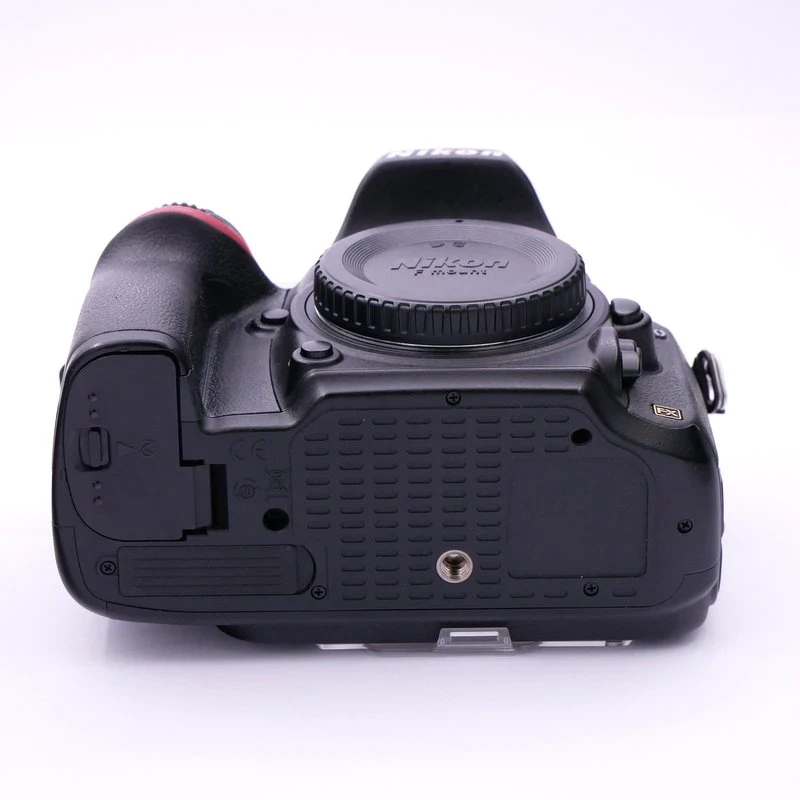 S-H-VDAC2M_3.webp - Nikon D600 Body- 51K frames - Thumbnail 1