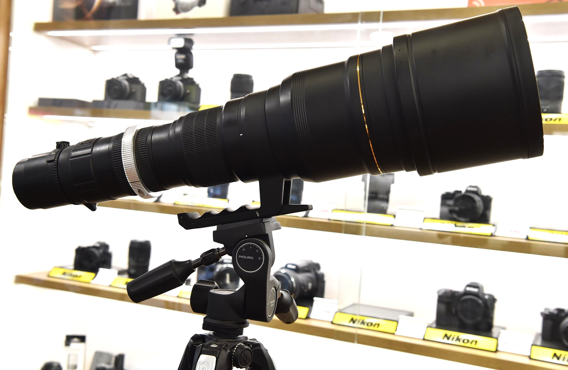 S-H-VDHNV7_4.jpg - Sigma 300-800mm F5.6 APO EX DG (Canon EF) - Image 4