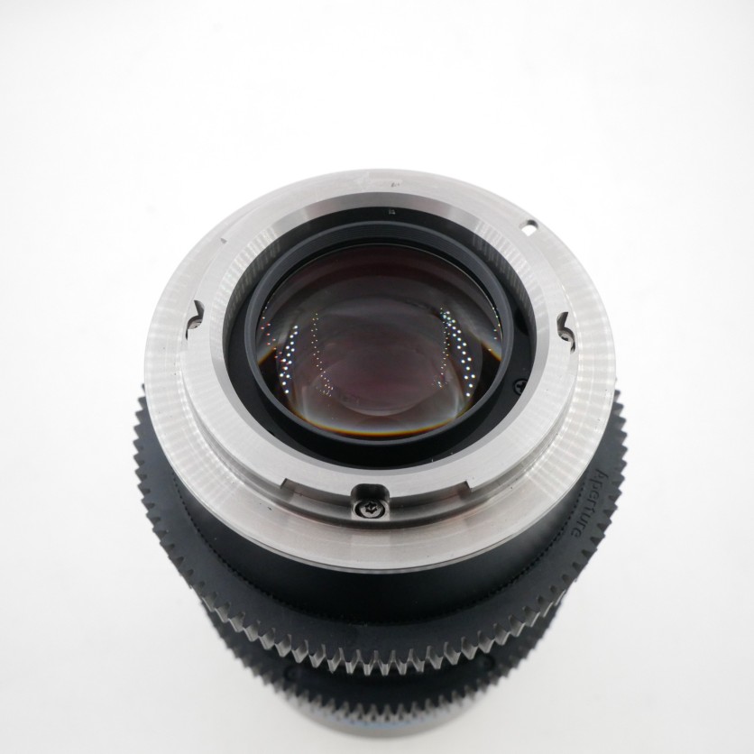 S-H-VLLSAV_3.jpg - Sirui MF 35mm F/1.8 Anamorphic 1.33x Cine Lens for RF Mount - Super 35 Covering (was $795) - Image 3