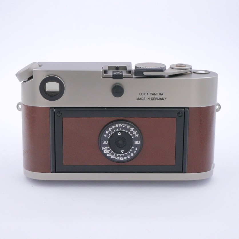 S-H-VPPVU7_3.jpg - Leica M6 TTL 0,72 + 50mm F/2 Summicron-M Titanium model 10435 - Image 1