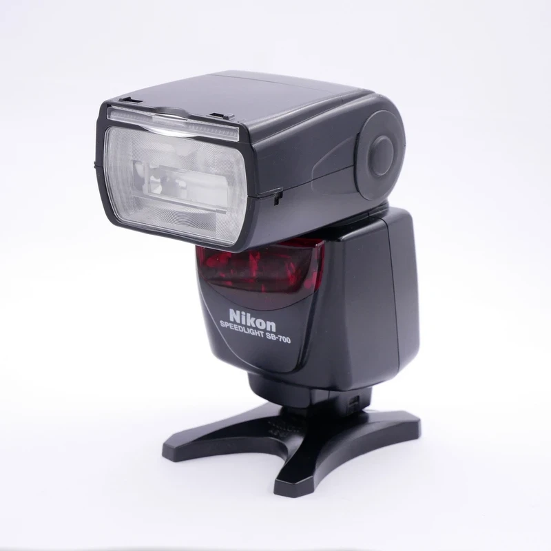Nikon SB-700 Speedlight