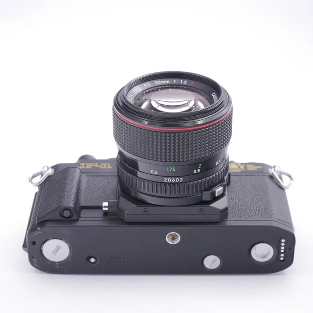 S-H-VSYHXR_4.webp - Canon F-1N LA Olympics Body + 50mm F/1.2 L Lens Kit  - Image 3