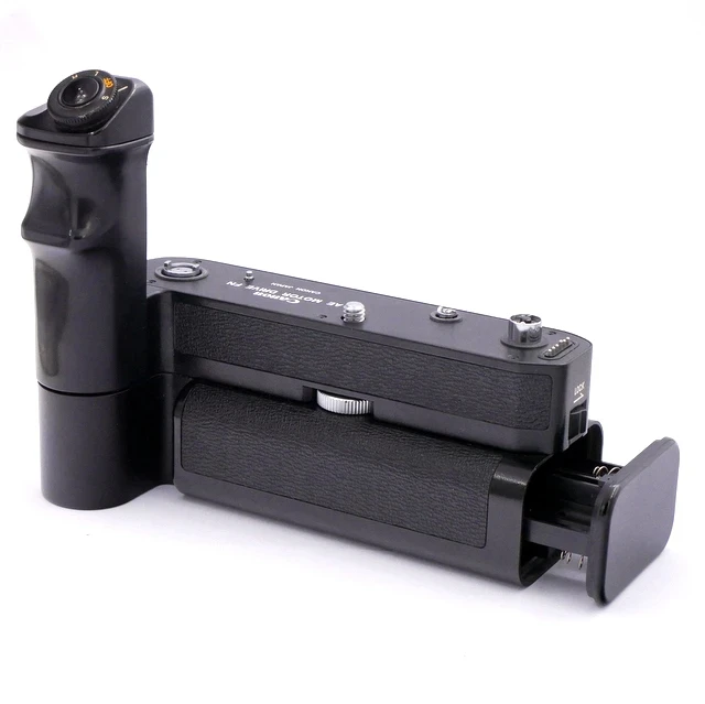 S-H-VSYHXR_8.webp - Canon F-1N LA Olympics Body + 50mm F/1.2 L Lens Kit  - Thumbnail 7