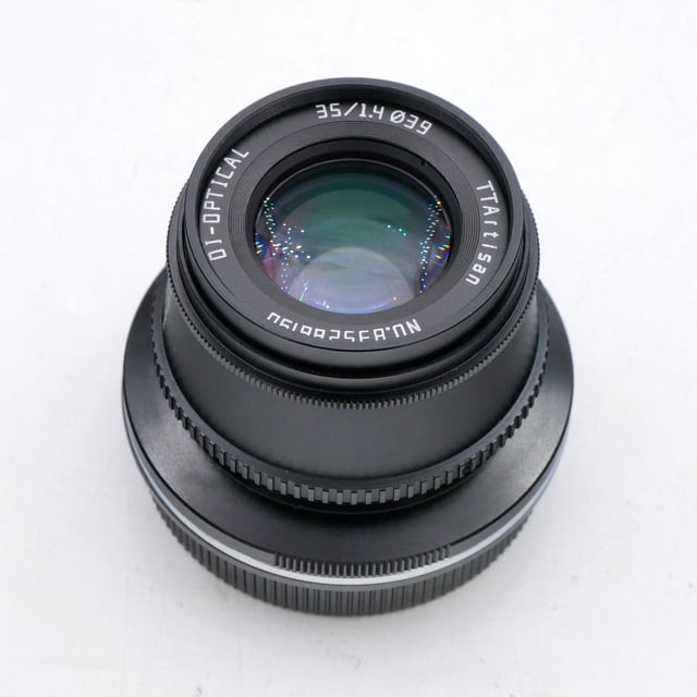 S-H-W2KHHC_2.jpg - TTArtisan MF 35mm F/1.4 in TL Mount (APSc) 