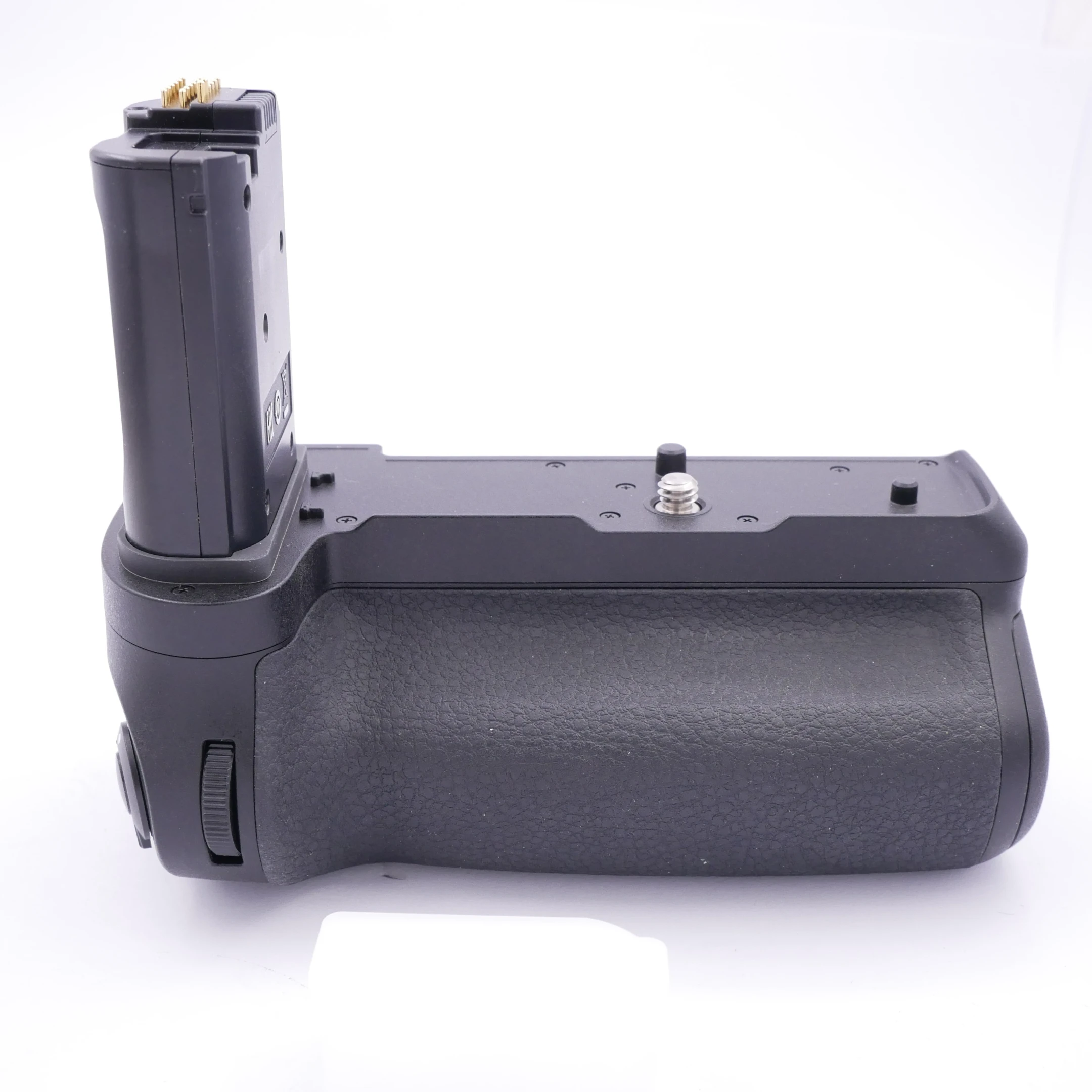 Best image for Nikon MB-N11 Battery Grip