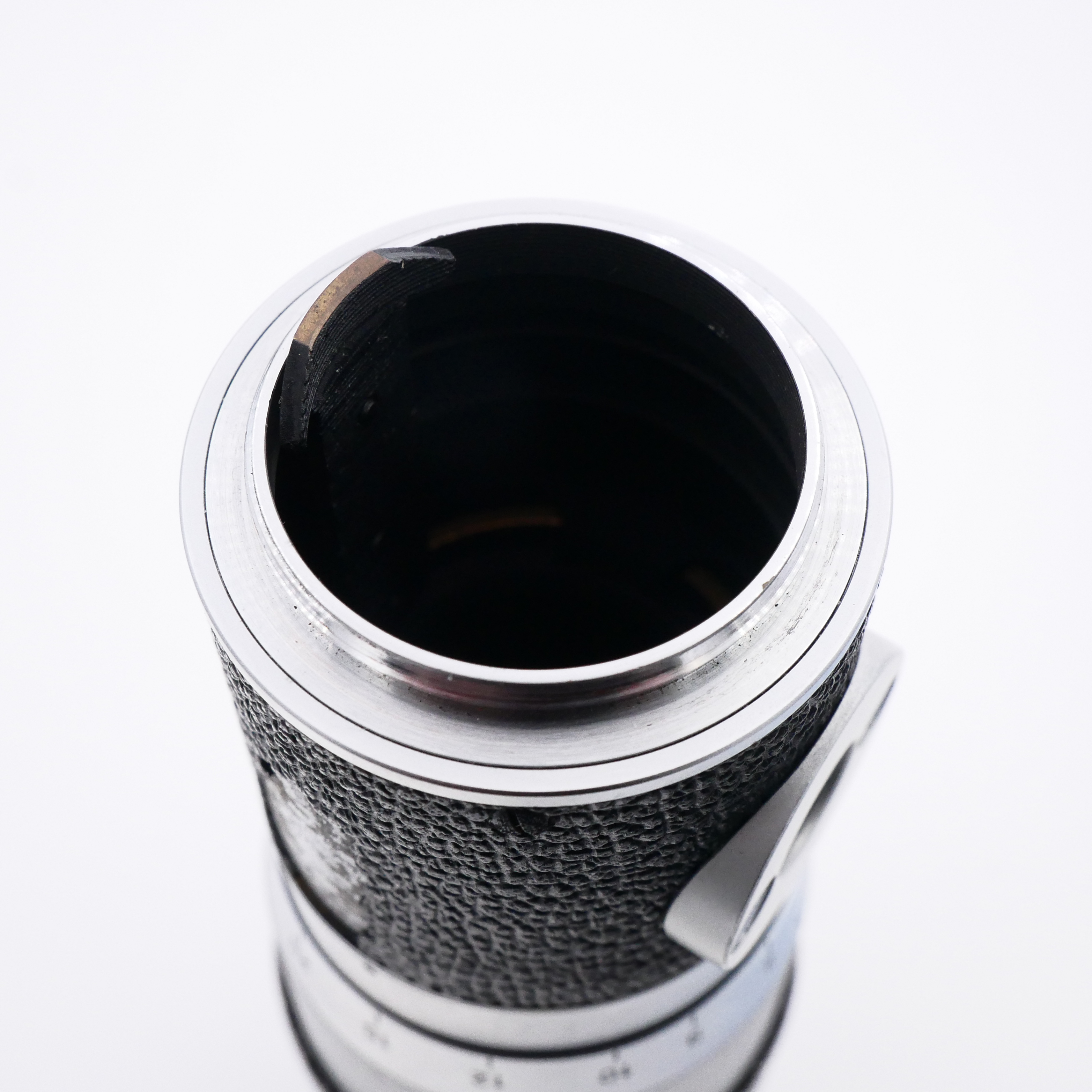 S-H-X5JSVU_3.jpg -  Leica MF 135mm F/4.5 Hektor Lens in Screw Mount - Image 3