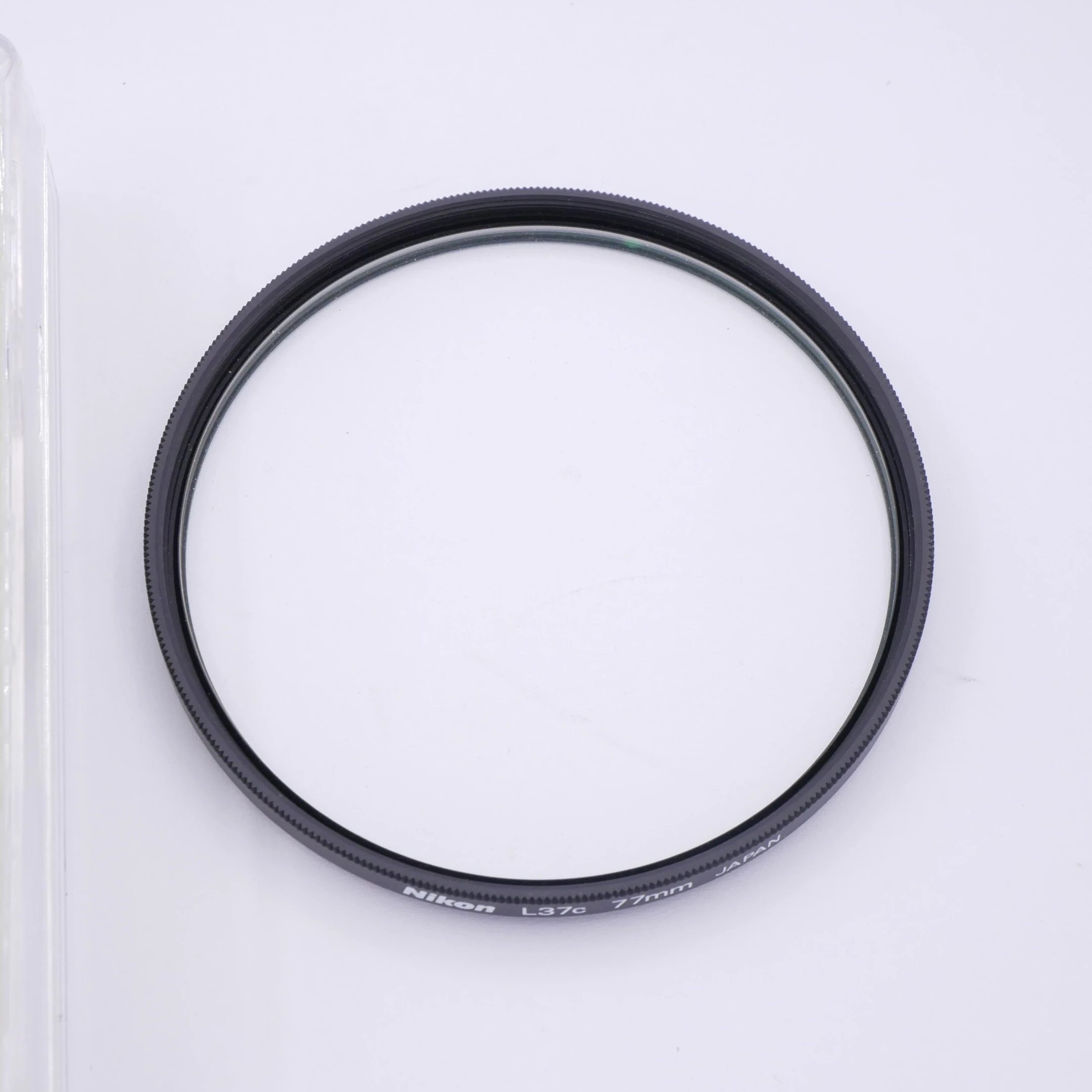 Best image for Nikon L37c 77mm Filter
