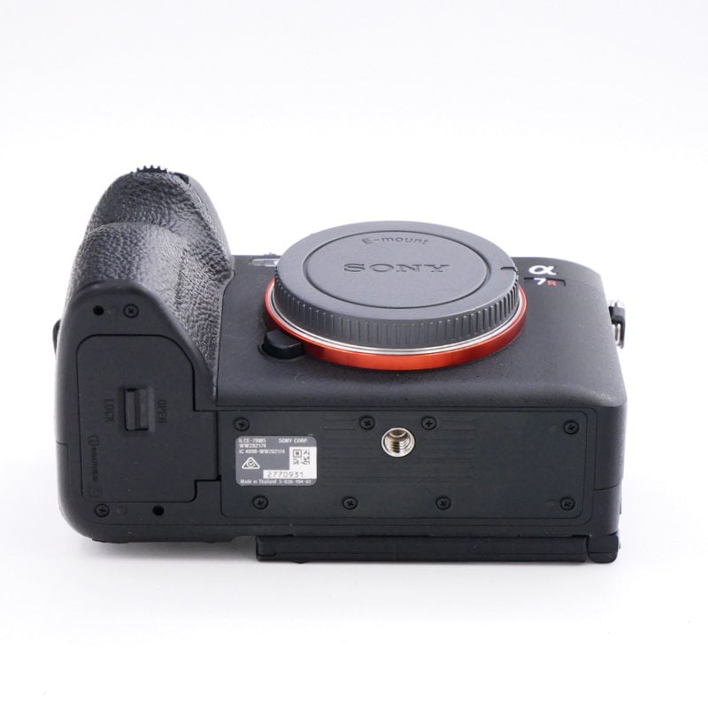 S-H-XK8XV9_4.jpg - Sony A7RV Body - Only 8K Frames - Image 2