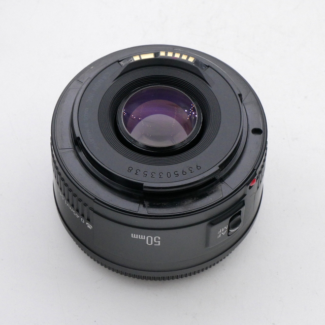 S-H-XKMWXU_3.jpg - Canon EF 50mm F/1.8 II Lens