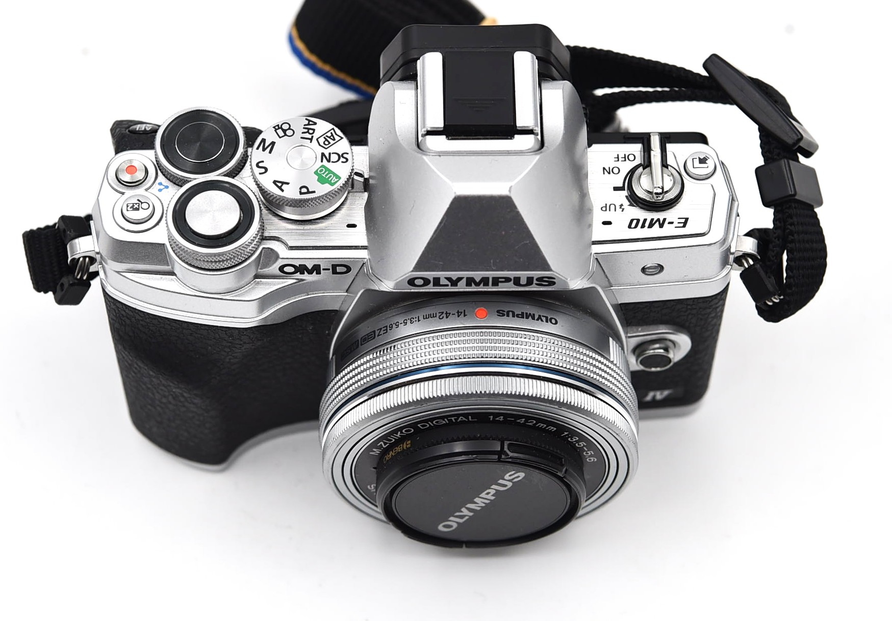 S-H-XW7MCF_2.jpg - Olympus E-M10 Mark IV with 14-42mm Lens Silver - Image 1