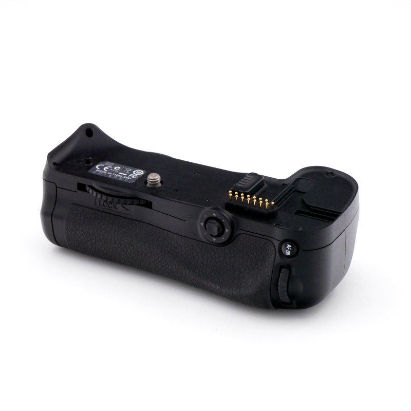 Nikon MB-D10 Battery Battery Grip - Best Available Image