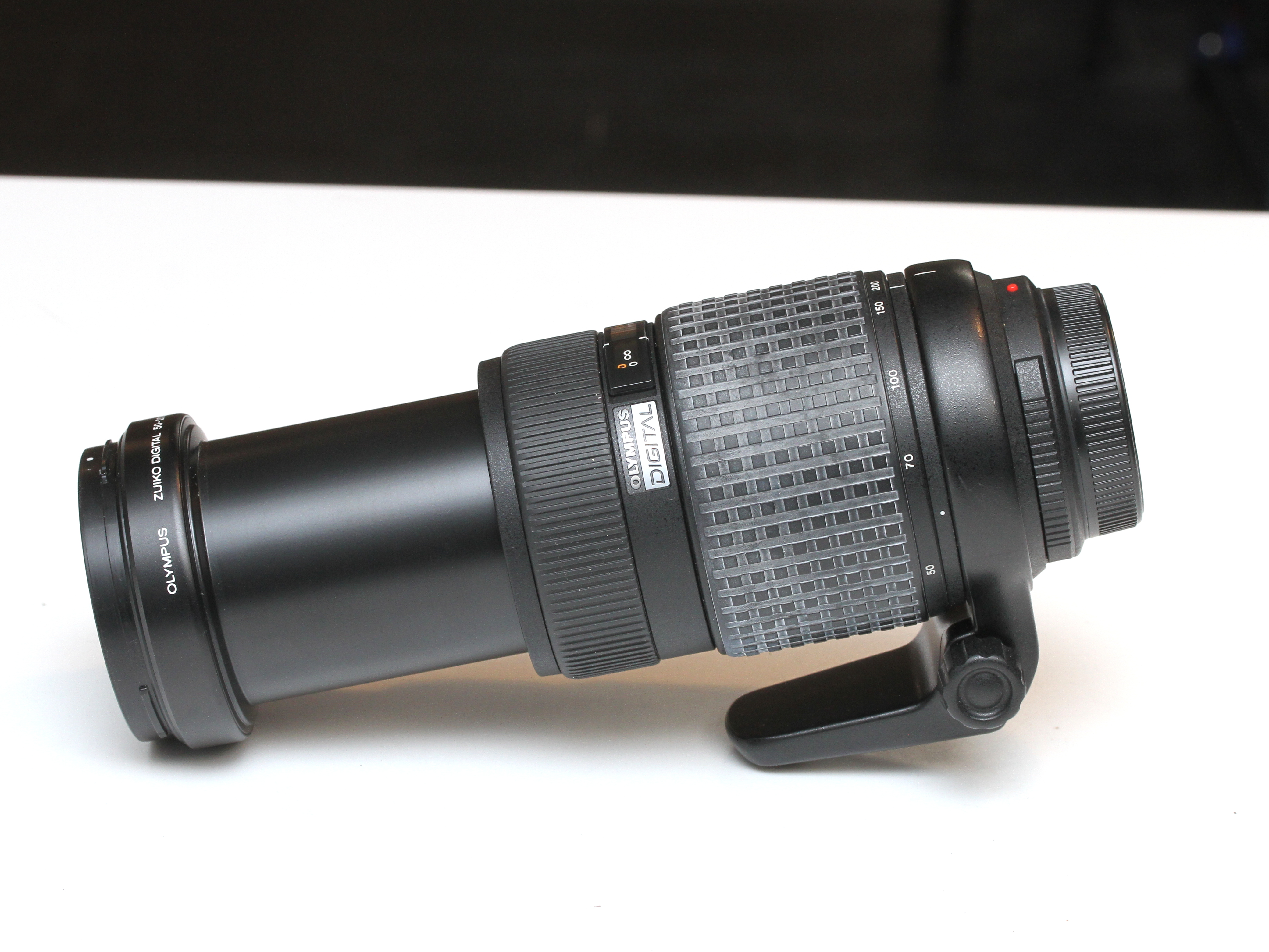 S-H-YK9EDN_4.jpg - Olympus AF 50-200mm F/2.8-3.5 ED lens in Four Thirds Mount - Image 2