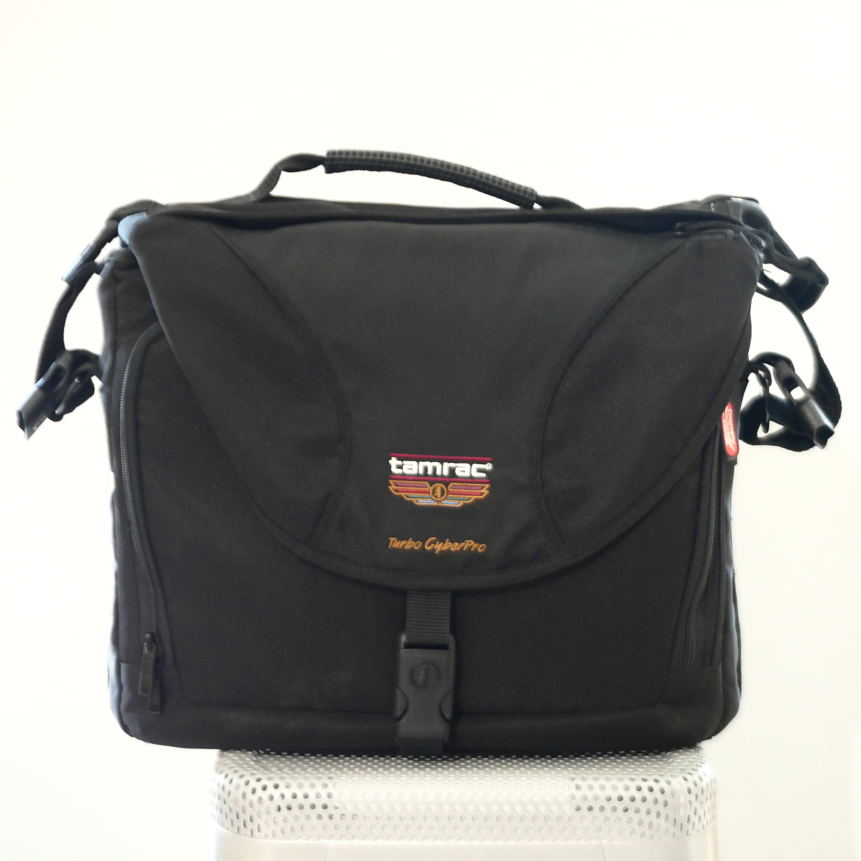 Tamrac Messenger Turbo Cyberpro Bag - Best Available Image