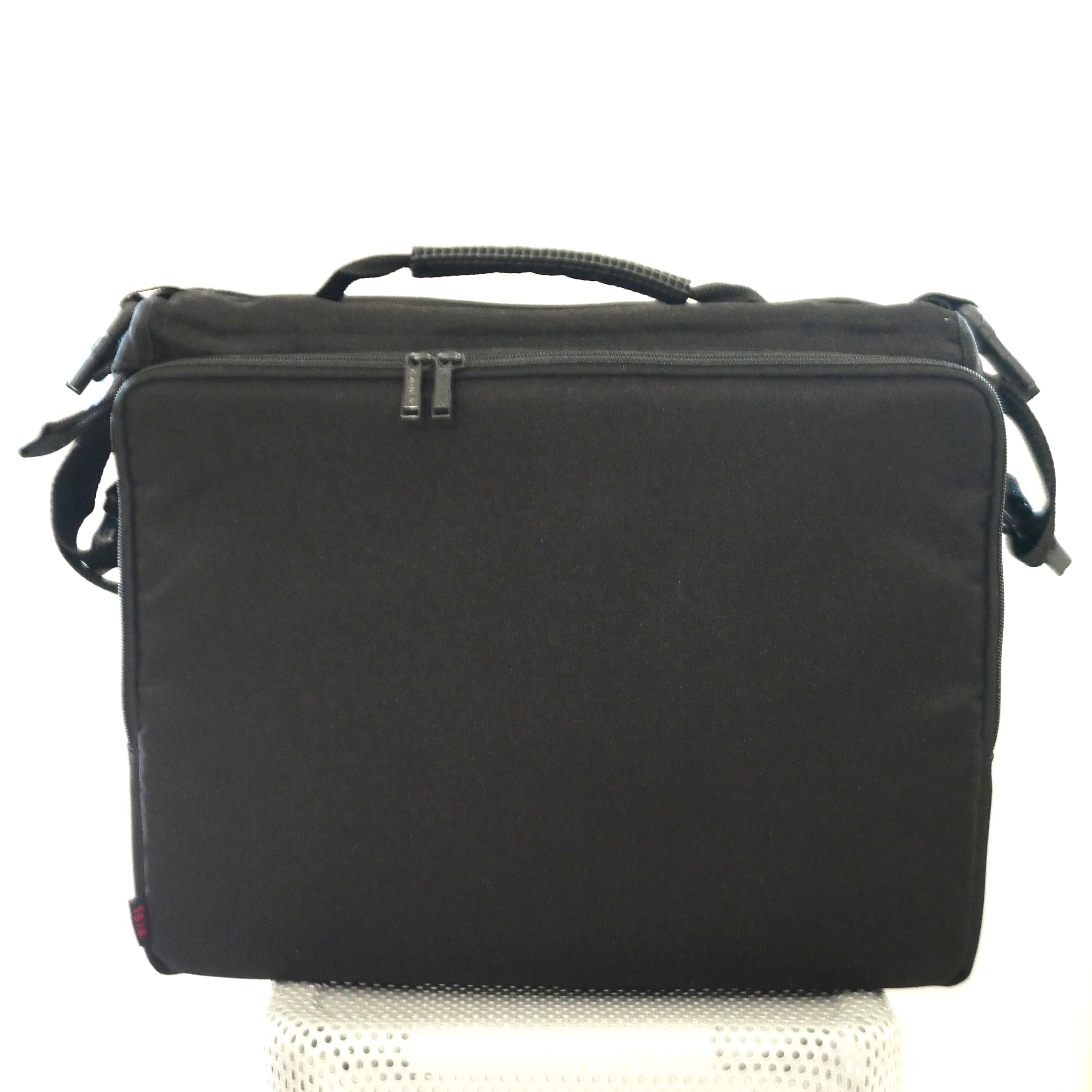 S-H-YT6WSS_2.jpg - Tamrac Messenger Turbo Cyberpro Bag - Image 2