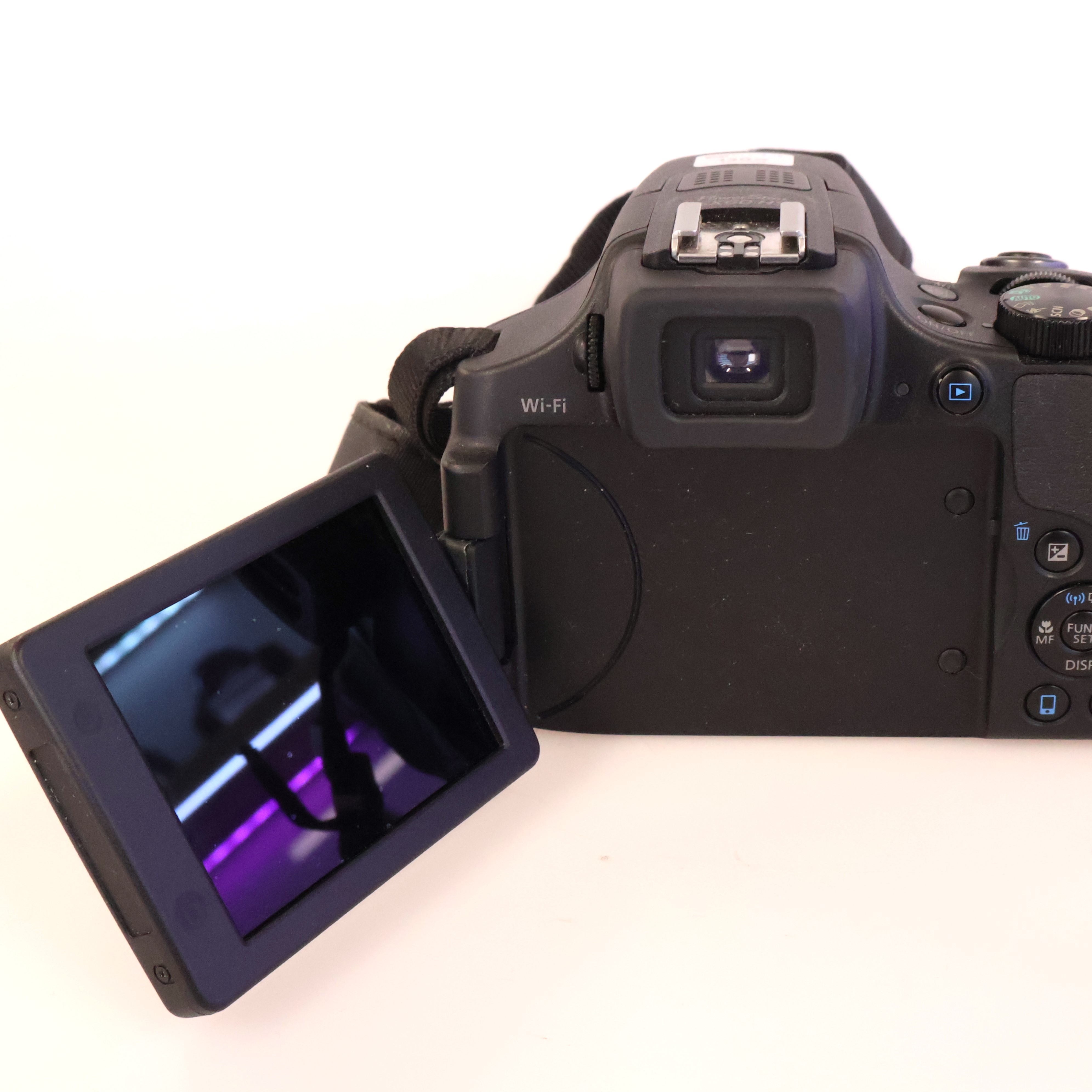 S-H-YUC8VS_2.jpg - Canon PowerShot SX60 HS - Image 1